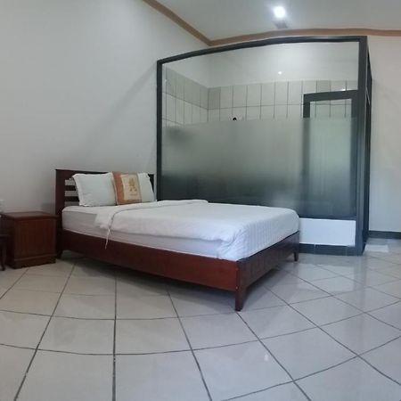 Homestay Ninh Chu Phan Rang-Tháp Chàm Exterior foto